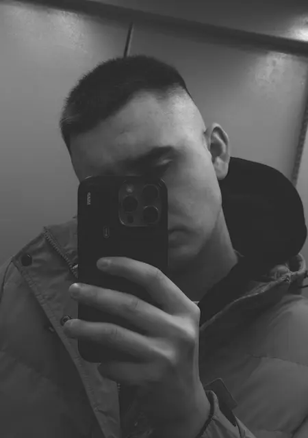 Я Данил, 21, знакомлюсь без обязательств в Новосибирске