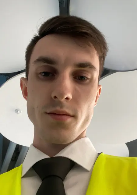 Влад из Воскресенска, мне 24, познакомлюсь на одну ночь