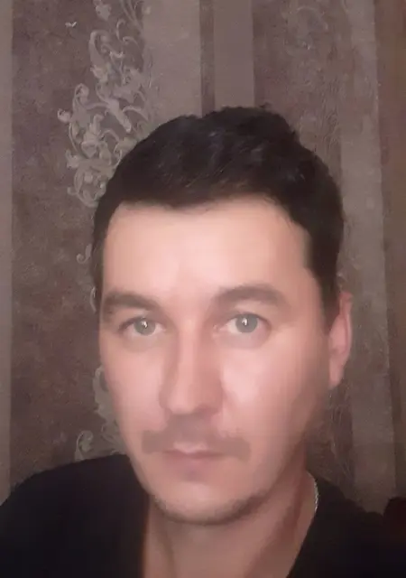 Я Андрей, 38, знакомлюсь без обязательств в Шерегеш