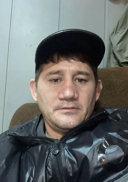 Мурад из Махачкалы, мне 49, познакомлюсь для вирта