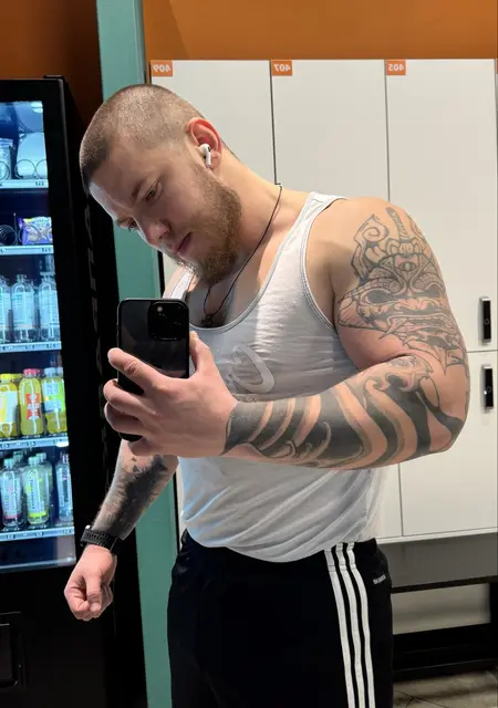 Я Александр, 29, знакомлюсь для дружбы в Волгограде