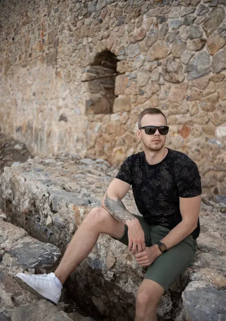 Я Дмитрий, 32, знакомлюсь для общения в Севастополе