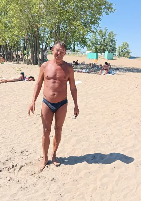 Я Тим, 54, из Саратова, ищу знакомство для дружбы