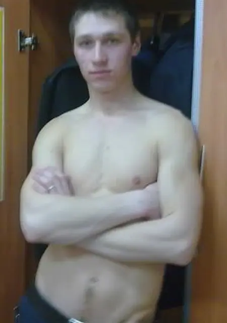 Dima из Полярного, ищу на сайте знакомства на одну ночь