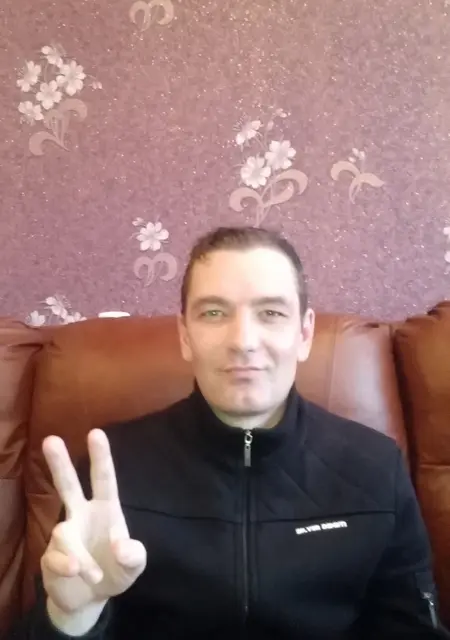 Дмитрий из Мценска, мне 46, познакомлюсь без обязательств