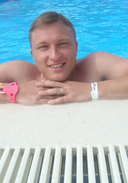 Я Роман, 35, из Сызрани, ищу знакомство для приятного времяпровождения