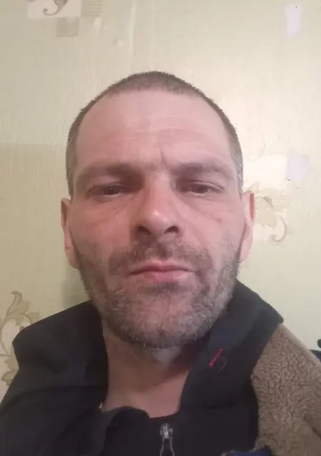 Я Павел, 35, из Симферополя, ищу знакомство для постоянных отношений