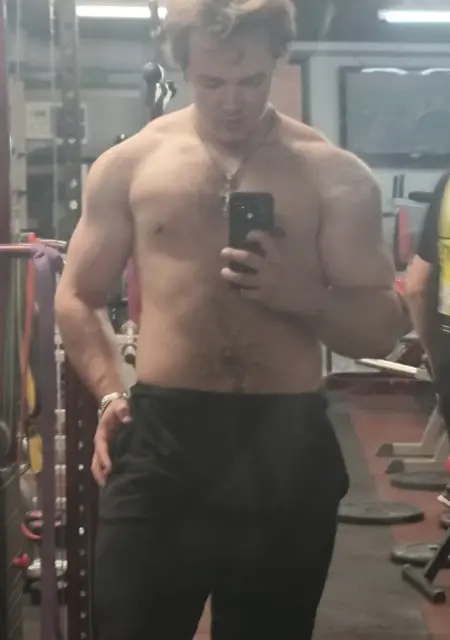 Богдан из Ростова-на-Дону, ищу на сайте знакомства на одну ночь