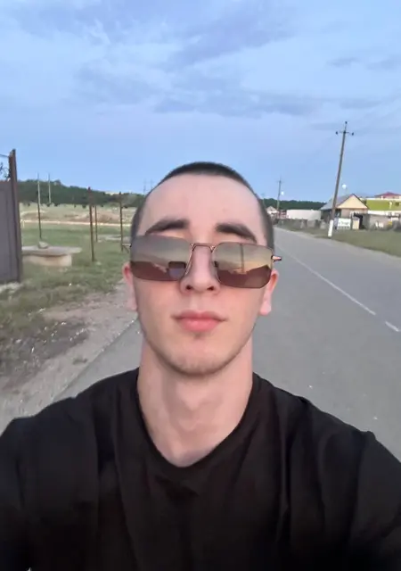 Я Ахмед, 19, знакомлюсь без обязательств в Хасавюрте