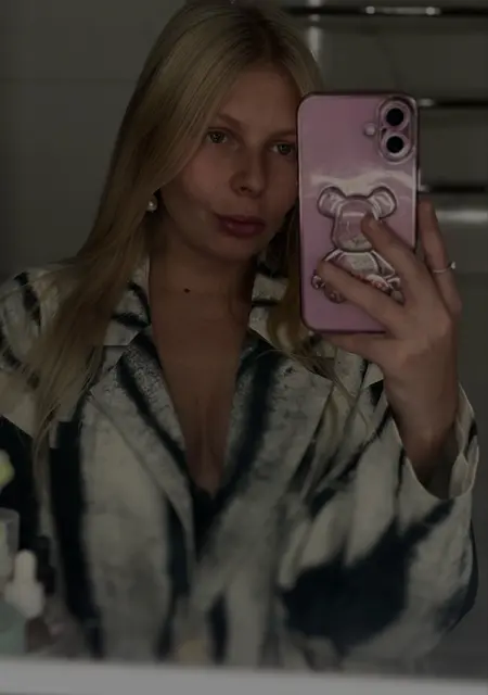 Я Дарья, 27, знакомлюсь для приятного времяпровождения в Санкт-Петербурге