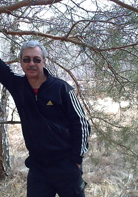 Иван из Омска, ищу на сайте знакомства без обязательств