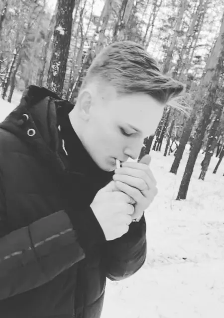 Я Ilya, 21, из Кременчуга, ищу знакомства на одну ночь