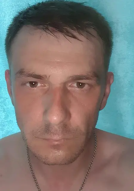 Я Ivan, 41, из Кимр, ищу знакомства без обязательств
