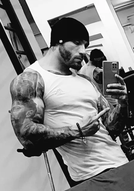 Я Jakub, 35, из Праги, ищу знакомство