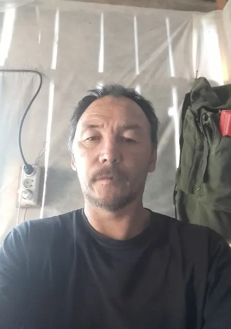 Евген из Улан-Удэ, ищу на сайте знакомства на одну ночь