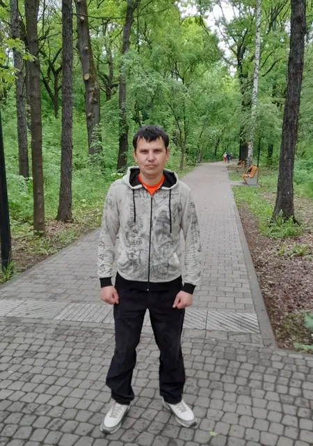 Антон из Тулы, ищу на сайте знакомства без обязательств