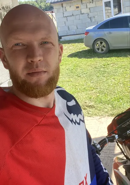 Я Александр, 33, из Перми, ищу знакомства без обязательств