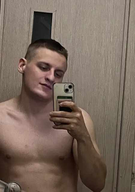 Александр из Екатеринбурга, мне 25, познакомлюсь для дружбы