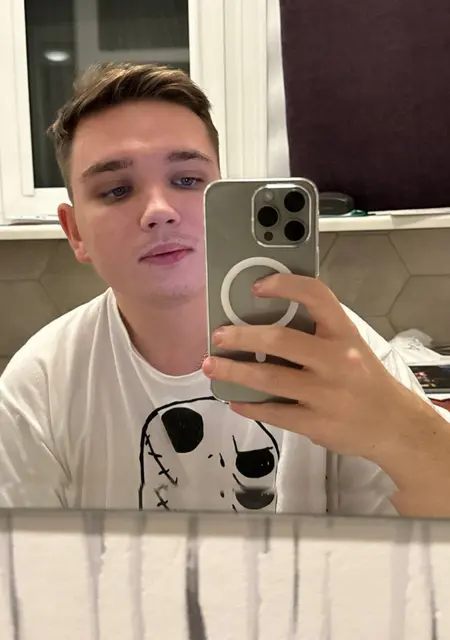 Я Dany, 24, знакомлюсь для постоянных отношений в Елабуге