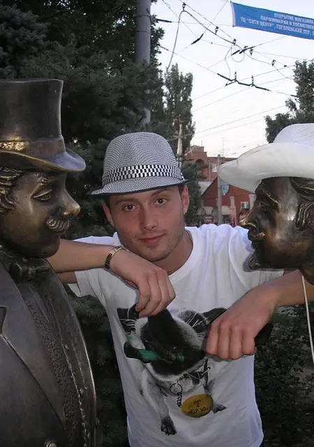 Руслан из Моздока, мне 37, познакомлюсь для приятного времяпровождения