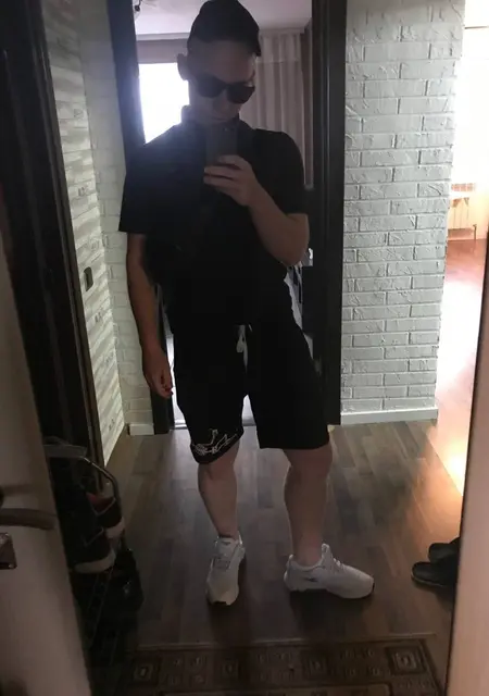 Я Владислав, 23, знакомлюсь без обязательств в Муроме