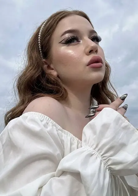 Angelina из Москвы, мне 26, познакомлюсь для вирта