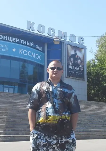 Я Дмитрий, 44, из Чапаевска, ищу знакомства без обязательств