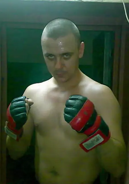 Я Игорь, 41, знакомлюсь без обязательств в Семикаракорске