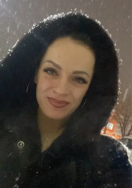 Я Александра, 40, знакомлюсь для приятного времяпровождения в Екатеринбурге