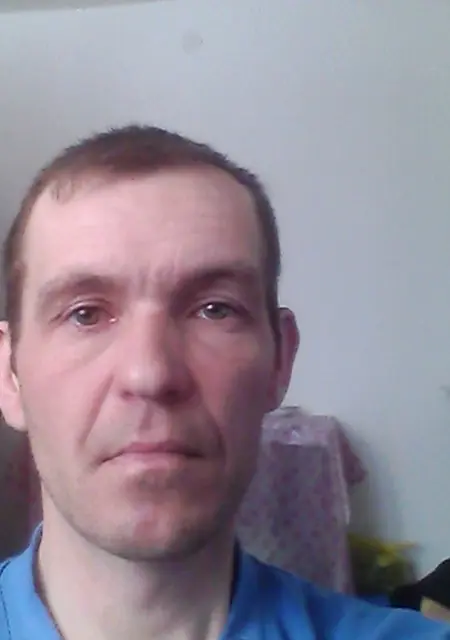 Я Андрей, 46, знакомлюсь без обязательств в Колпашеве