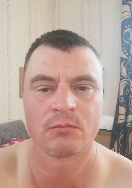 Виктор из Удомли, мне 41, познакомлюсь на одну ночь