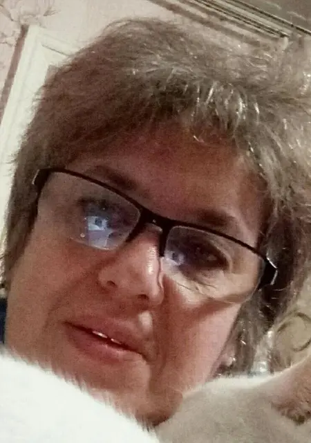 Я Галина, 61, знакомлюсь без обязательств в Астрахани