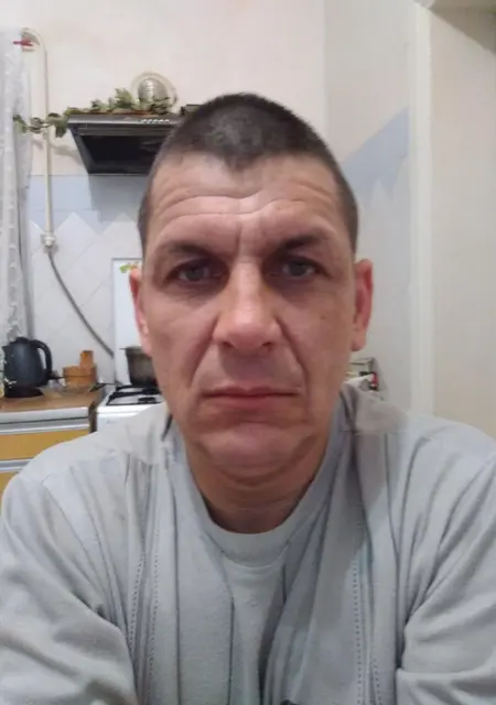 Тим из Лабинска, мне 44, познакомлюсь на одну ночь