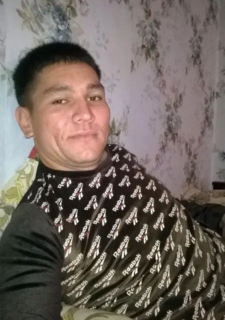 Я Ромаан, 37, знакомлюсь без обязательств в Ливнах