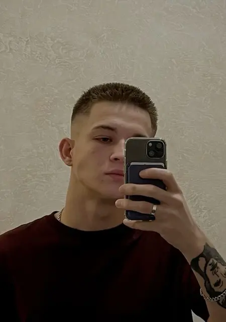 Я Дмитрий, 26, из Чебоксар, ищу знакомство для вирта