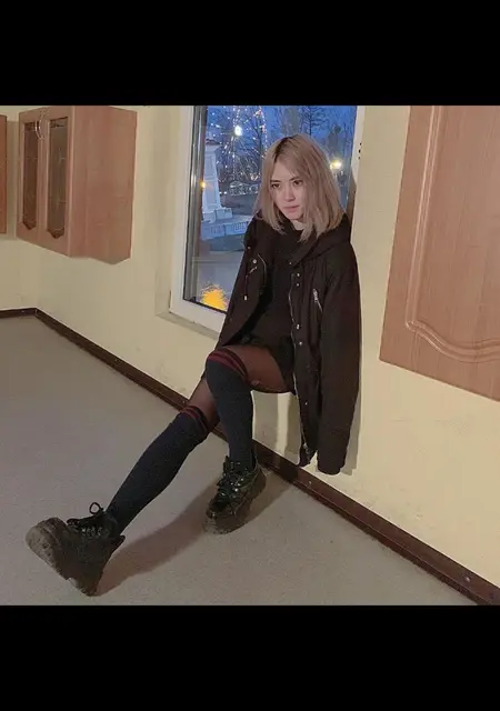 Я Кира, 27, из Владивостока, ищу знакомства на одну ночь