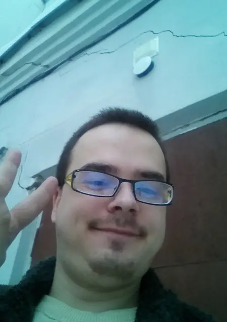 Павел из Кирова, ищу на сайте знакомства на одну ночь