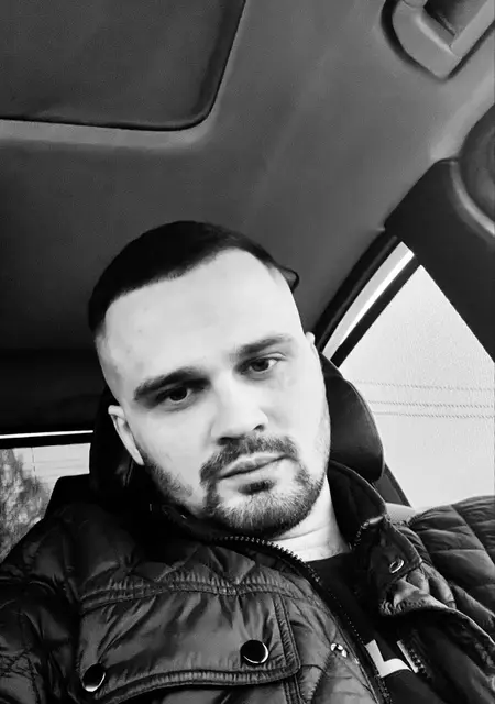 Николай из Москвы, мне 31, познакомлюсь для общения