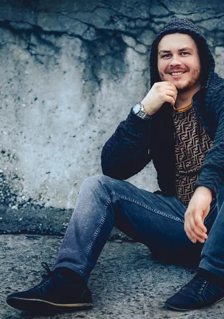 Макс из Альметьевска, мне 35, познакомлюсь на одну ночь