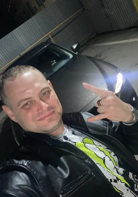 Дмитрий из Пятигорска, ищу на сайте открытые отношения