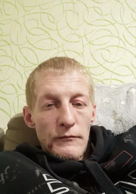 Я Евгений, 37, знакомлюсь без обязательств в Кирове