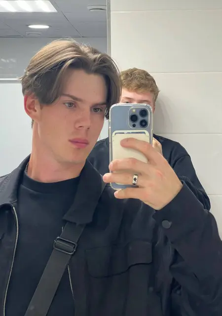 Я Тимур, 21, знакомлюсь без обязательств в Уфе