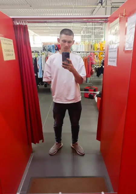 Я Олег, 24, знакомлюсь без обязательств в Комсомольске-на-Амуре