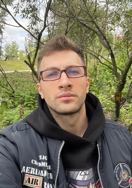 Ник из Мурманска, мне 27, познакомлюсь на одну ночь