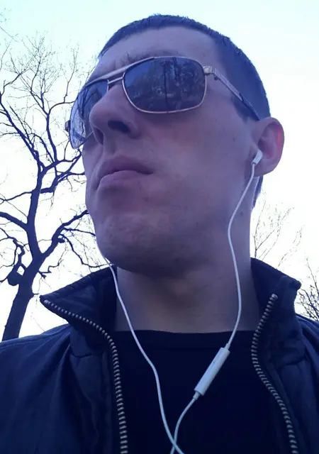 Я Denis, 40, из Красногорска, ищу знакомство для постоянных отношений