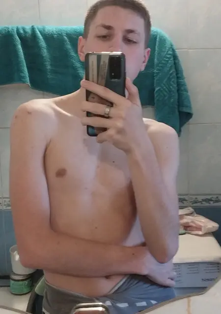 Я Евгений, 20, знакомлюсь для дружбы в Волгодонске