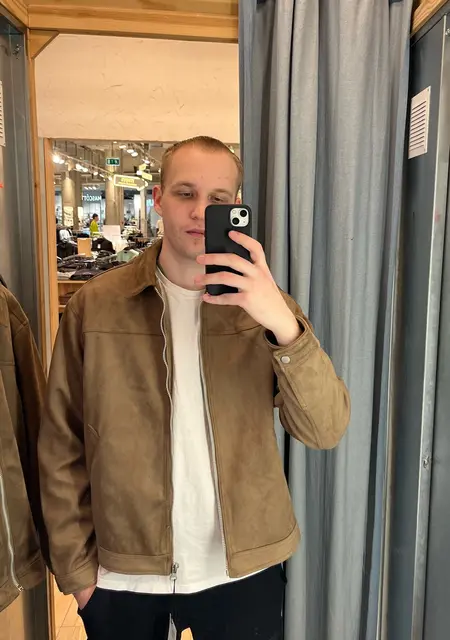 Alex из Благовещенска, ищу на сайте знакомства на одну ночь