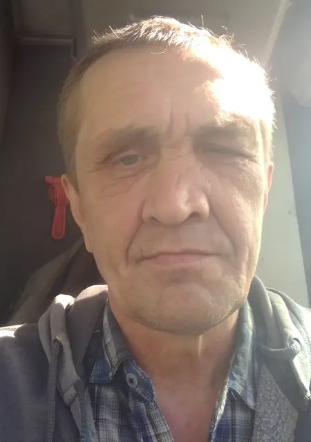 Олег из Тулы, ищу на сайте знакомства без обязательств