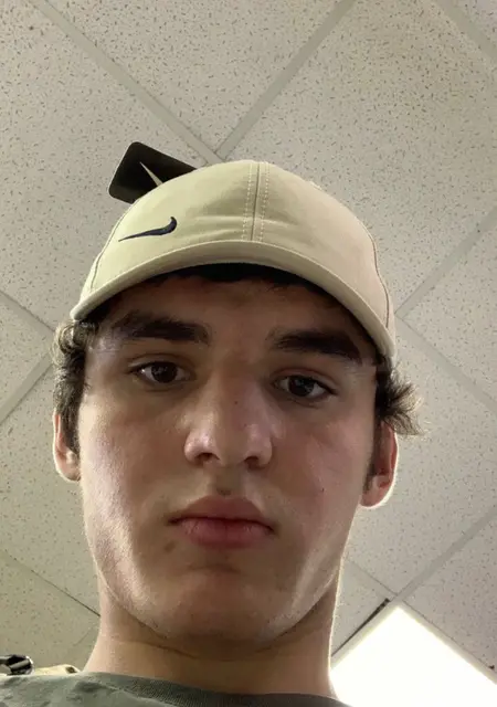 Я Ислам, 21, знакомлюсь для вирта в Хасавюрте