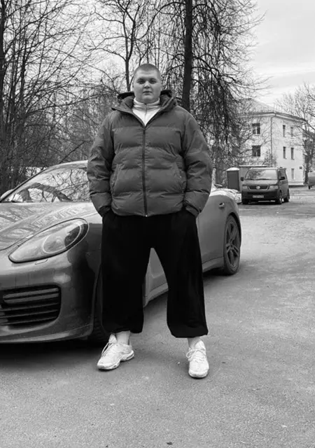 Я Данила, 20, из Санкт-Петербурга, ищу знакомства без обязательств